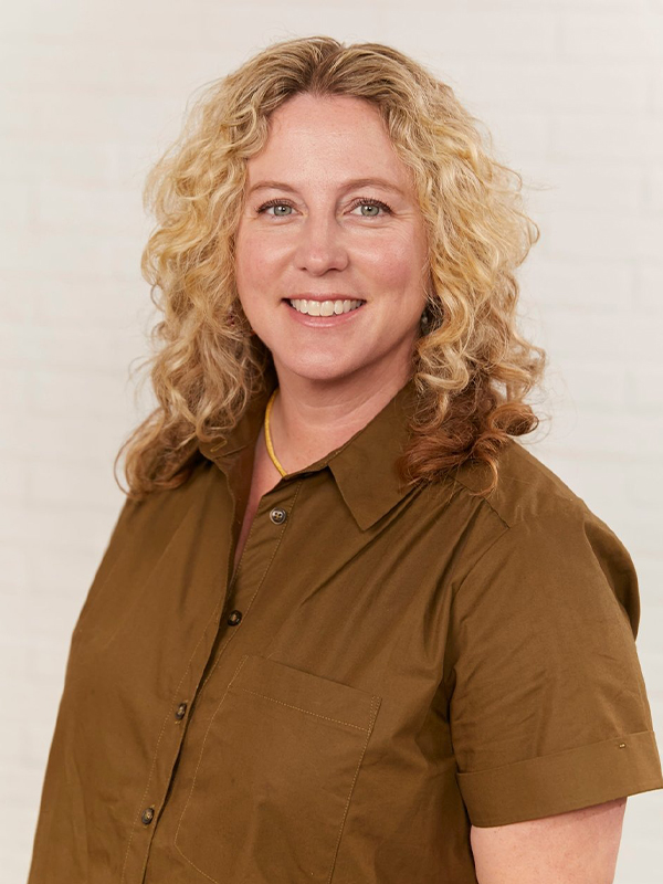 Kelly  Moore